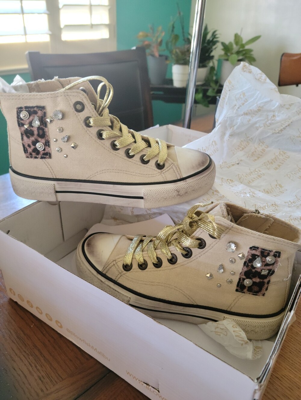 Casual High-Top Women's Sneakers with Leopard Patch and Studs - Cream